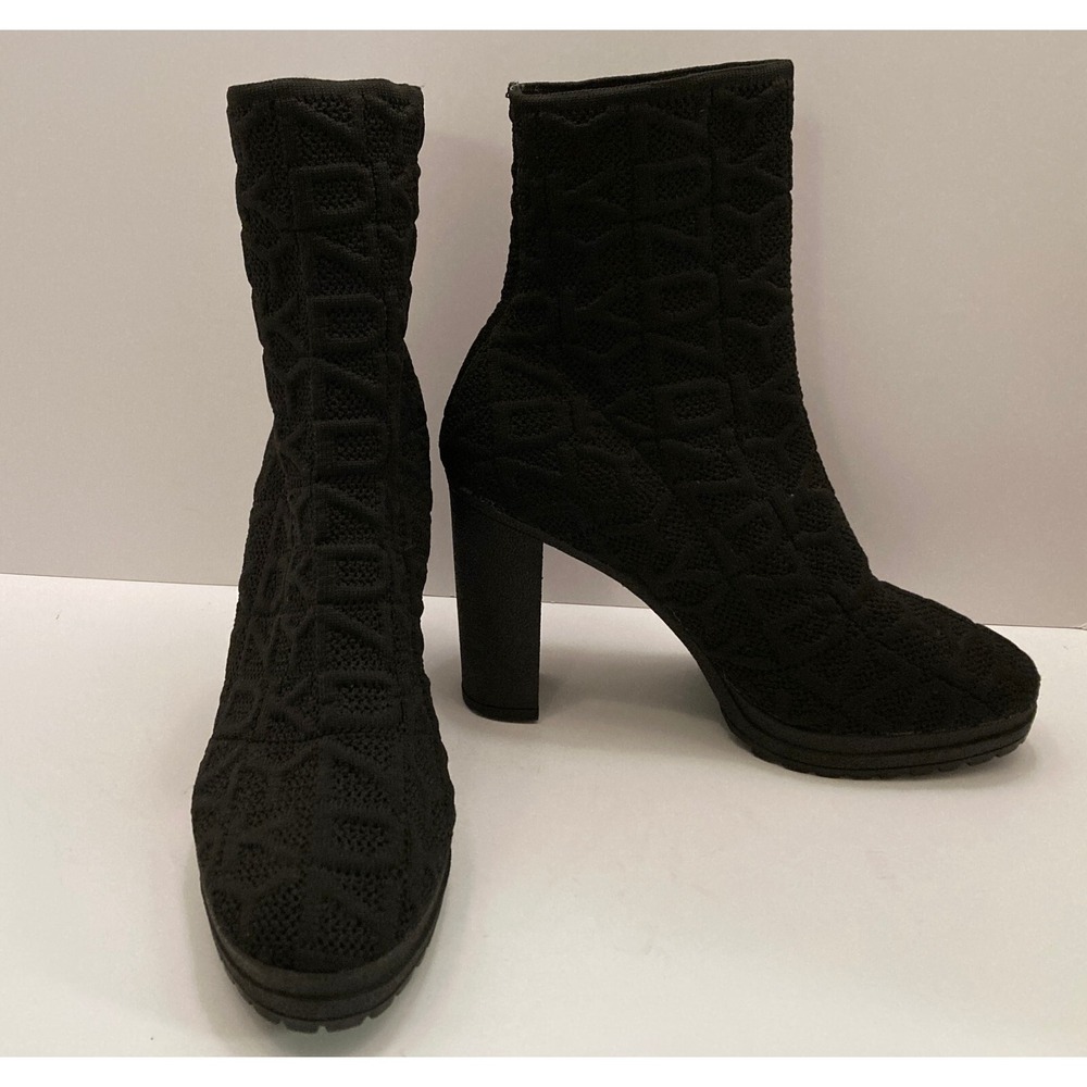 DKNY Logo Chunky Platform Bootie‎ Stretch Ankle Boots 8.5M Black Knit 4" Heel